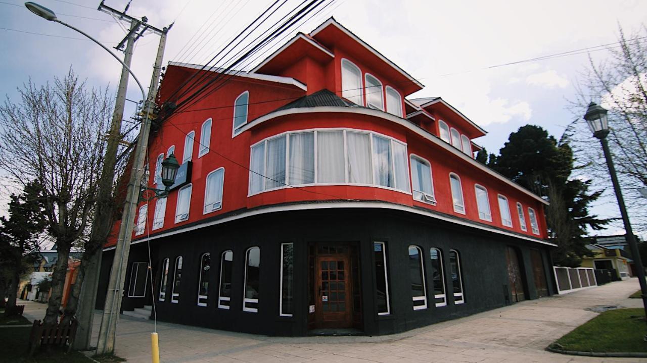Hotel Lago Sarmiento Puerto Natales Exterior foto